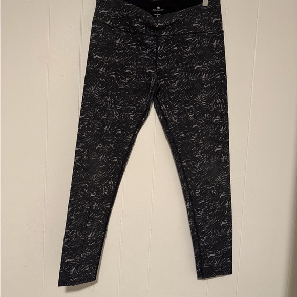 Tuff Athletics Gray Stretchy Athletic Active Workout Leggings Size Medium VGC - Picture 3 of 5